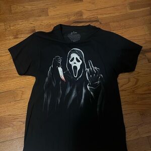 Black Graphic Tee - Short Sleeve